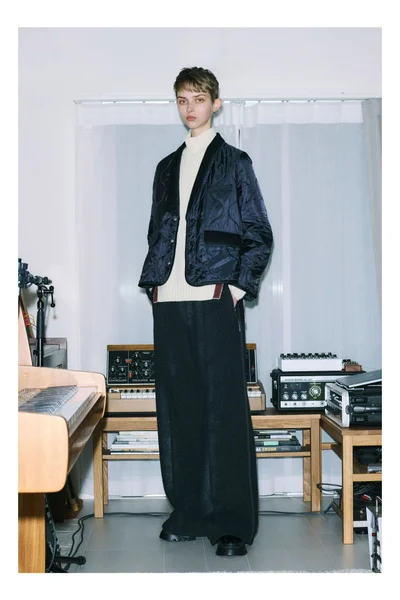 Look 19